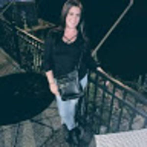 Meet your Posher, Jillian